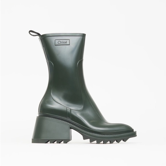 Chloe Shoes - CHLOE Betty Green rain boots size 11 NWOB